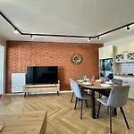 Ukiel No9 Z Prywatnym Dostepem Do Jeziora I Silownia Apartmán *