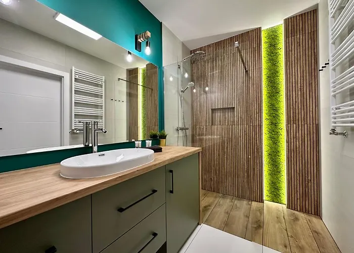 Ukiel No9 Z Prywatnym Dostepem Do Jeziora I Silownia Apartmán *